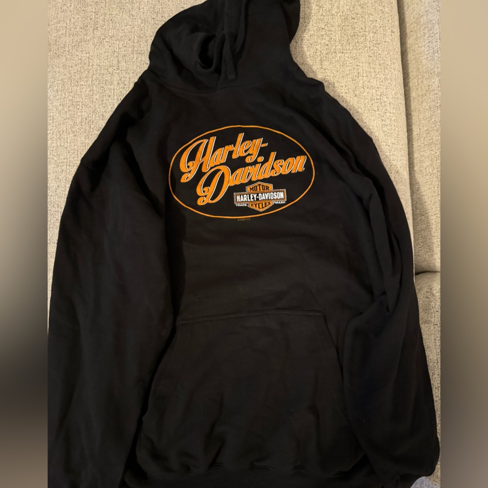 Harley Davidson sweatshirt women’s